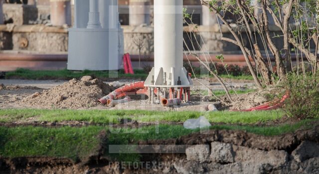 Установка опор освещения: основные этапы и способы